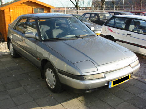 Zo stond hij bij de garage.
